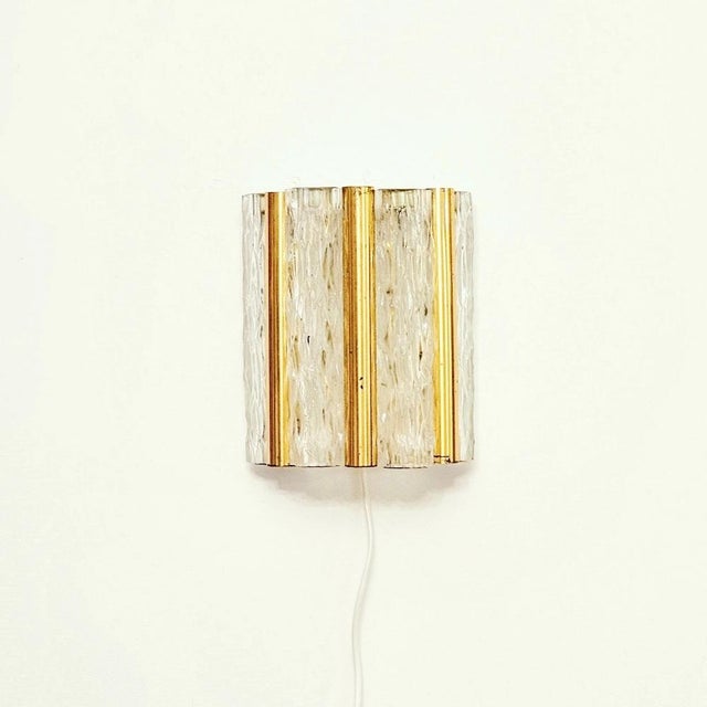 Mid-Century Modern Mid-Century Modern Ice Glass & Brass Wall Light from Kaiser Leuchten, Germany, 1960s For Sale - Image 3 of 10