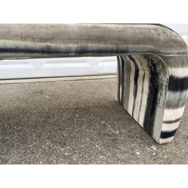 1980s Vintage Reupholstered Waterfall Bench Seat For Sale In Atlanta - Image 6 of 7