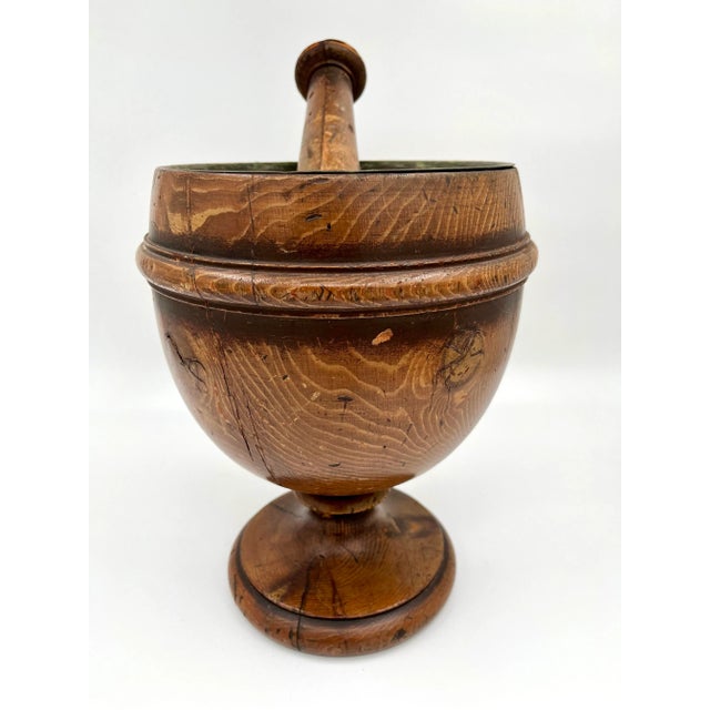 Early 19th Century Early 19thC Tiger Oak and Copper Lined Jumbo Footed Primitive Industrial Apothecary Mortar and Pestle or Planter For Sale - Image 5 of 12