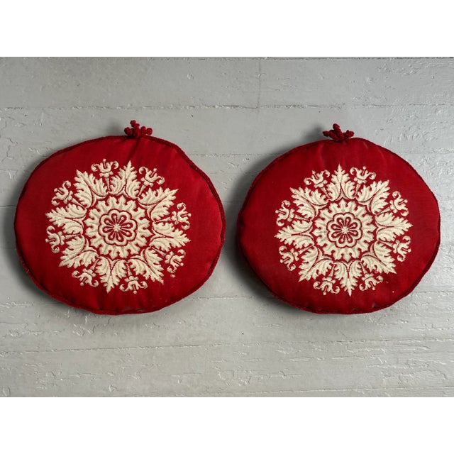 Antique Early 20th Century French Empire Neoclassical Round Woven Flower Head Seat Cushions or Pillows With Velvet Backs - a Pair For Sale - Image 11 of 12