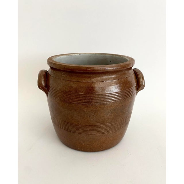 French Provincial 1940s French Renault #4 Brown Luster Confit Pot For Sale - Image 3 of 7