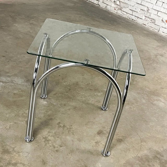 Metal Mid-Late 20th Century Bauhaus Style Arched Chrome Tube Base & Square Beveled Glass Top End or Side Table For Sale - Image 7 of 12