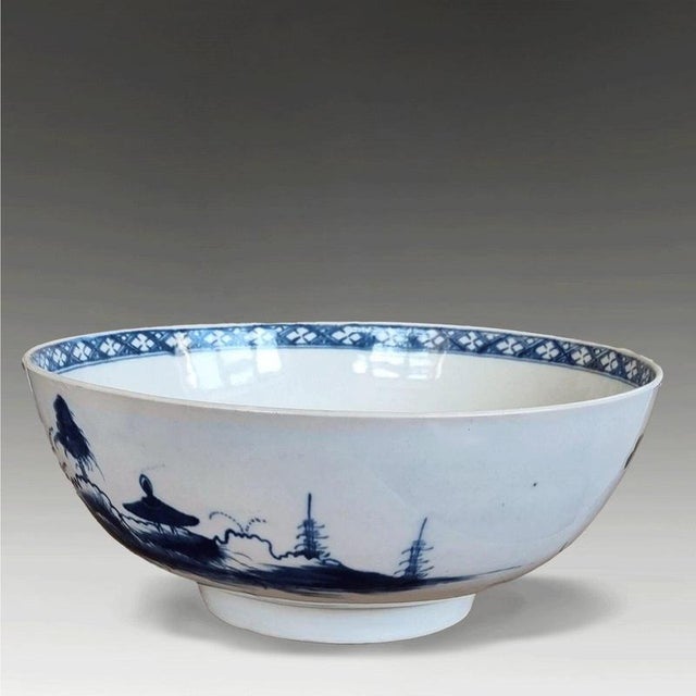 Blue Large First Period Precipice Pattern Punch Bowl from Dr Wall Worcester, 1765 For Sale - Image 8 of 11