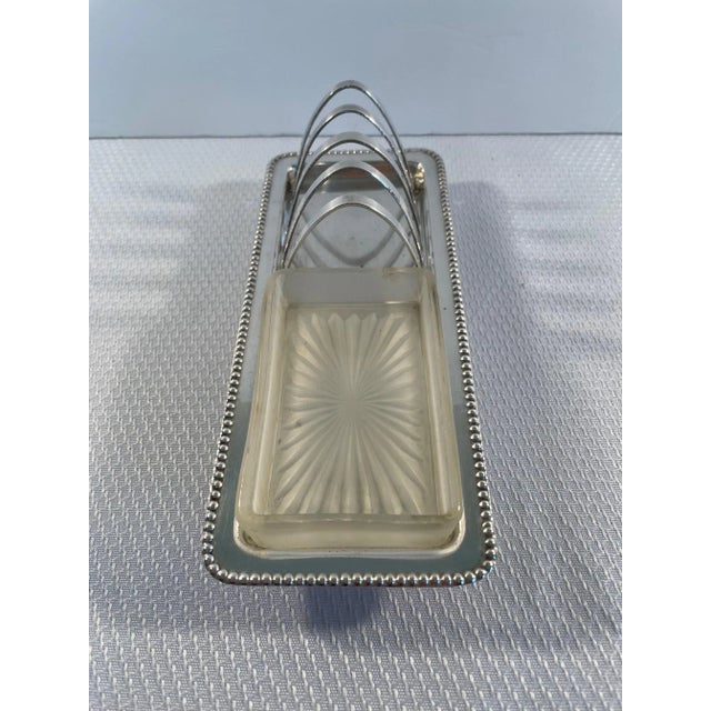 1940s English De Montfort Silverplated Toast Rack With Frosted Glass Butter Dish For Sale - Image 6 of 13