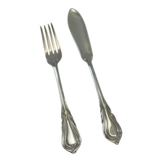 1980s Silver 12 Pair Fish Eaters, 12 Fish Forks & 12 Fish Knives, Lily - 24 pcs For Sale