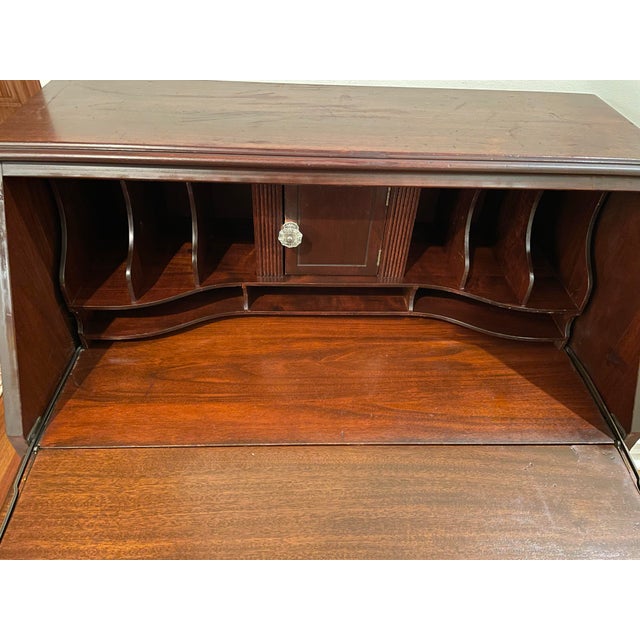 Early 20th Century Colonial Revival Mahogany Slant-Front Secretary Desk With Serpentine Drawers, c.1910 For Sale In Chicago - Image 6 of 12