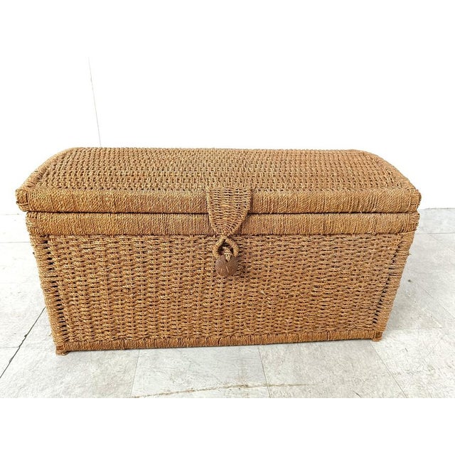 Gorgeous blanket chest or storage box made from papercord. Nicely made chest with handles and a cool 'lock'. 1970s -...