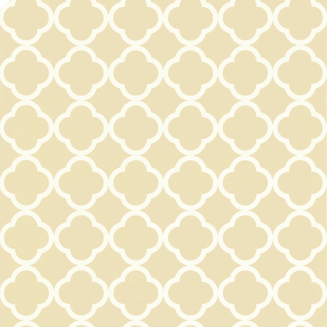 Sample - Schumacher Morrocco Wallpaper in Alabaster For Sale