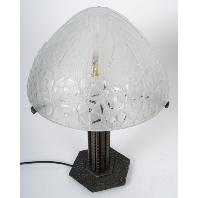 White Vintage Art Deco Lamps in Wrought Iron and Molded Glass, 1930, Set of 2 For Sale - Image 8 of 11