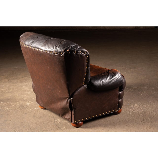 Vintage English Tufted Leather Club Chair in Brown For Sale In Chicago - Image 6 of 11