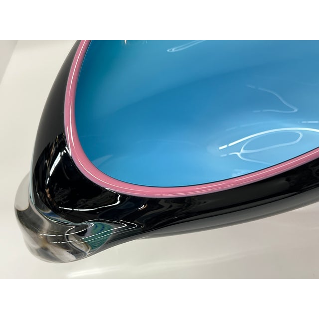 Vintage 1992 Oceanic Wave Series Hand-Blown Glass Vase by Peter Ridabock - Signed For Sale - Image 4 of 18