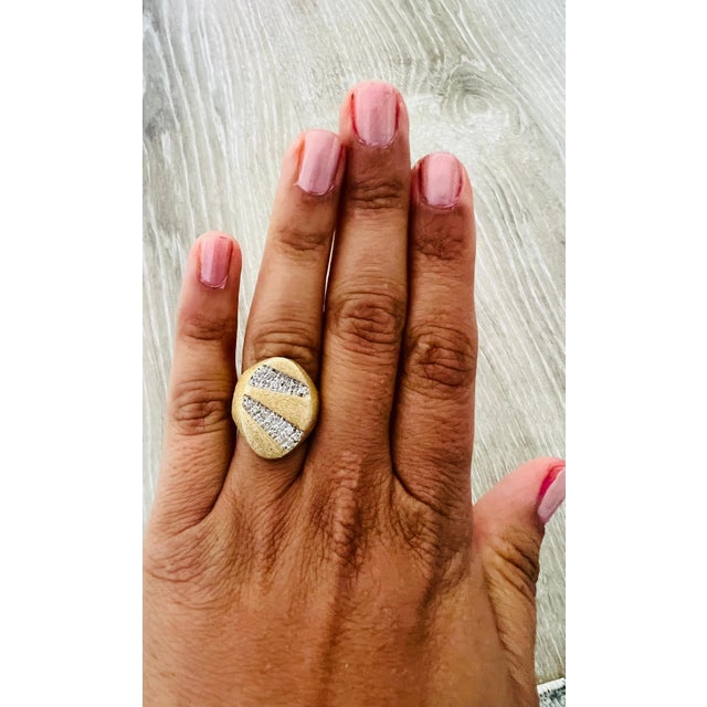 2020s 0.35 Carat Diamond 14 Karat Yellow Gold Cocktail Ring, Size 7 For Sale - Image 5 of 6