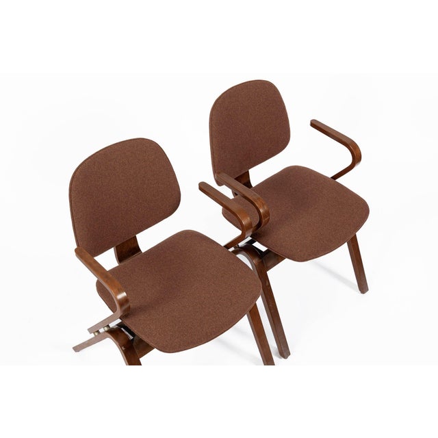 Brown Pair Mid Century Brown Plywood Arm Chairs by Joe Atkinson for Thonet For Sale - Image 8 of 12