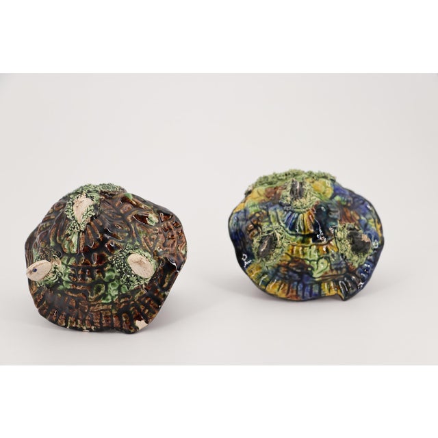 1920s Pair of Two Majolica Oyster Shell Salt Cellars With Mussel Shells Feet, Portuguese Palissy Ware, Earthenware For Sale - Image 11 of 17