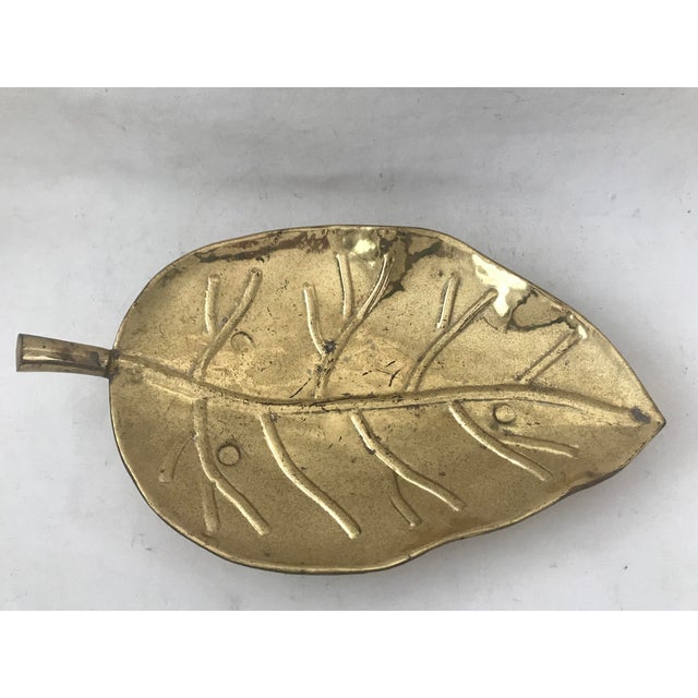 Vintage Mid Century Large Brass Bowl Leaf Shape Italian Style For Sale - Image 4 of 8