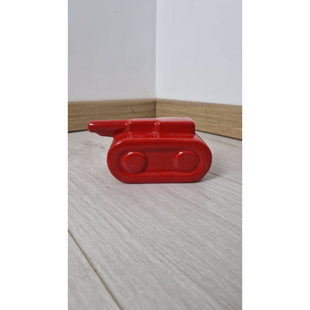 Tank Ornament Sculpture in Hand-Painted Ceramic Mold Risico from Artigianato Italiano For Sale - Image 13 of 18