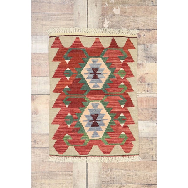 Red Vintage Persian Shiraz Kilim Rug - 02'00 X 02'10 For Sale - Image 8 of 9