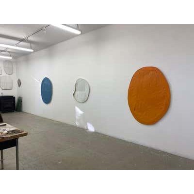 Round cut-out painting oil and wax on canvas mounted on wood, modern "Dove" 2023 For Sale In Philadelphia - Image 6 of 7