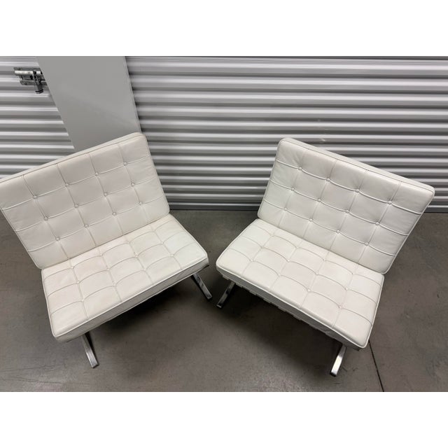 Knoll Knoll Barcelona Chairs in White Leather and Chrome For Sale - Image 4 of 6