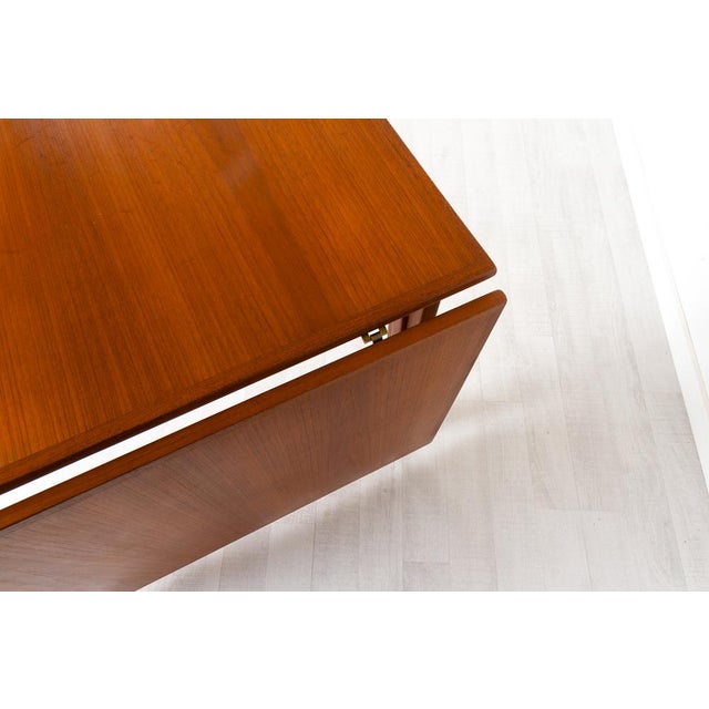Danish Modern Teak Drop Leaf Dining Table, 1960s For Sale - Image 10 of 18