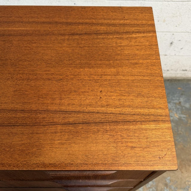 Vintage Danish Modern Teak Five-Drawer Chest by Ejsing Møbelfabrik, Circa 1950s For Sale In New York - Image 6 of 8