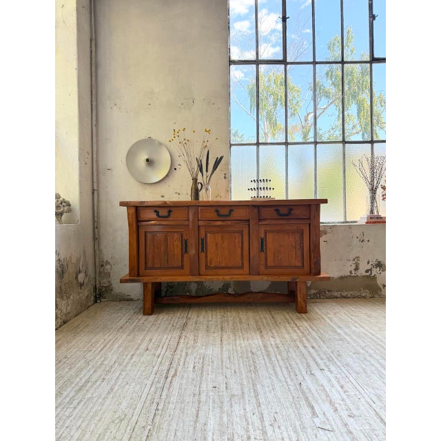 Brutalist Sideboard in Blond Elm, 1960s For Sale - Image 10 of 18