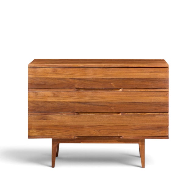 Mel Smilow Mid Century Walnut Chest of Drawers Dresser This chest of drawers measures: 42 wide x 18 deep x 31 high Good...