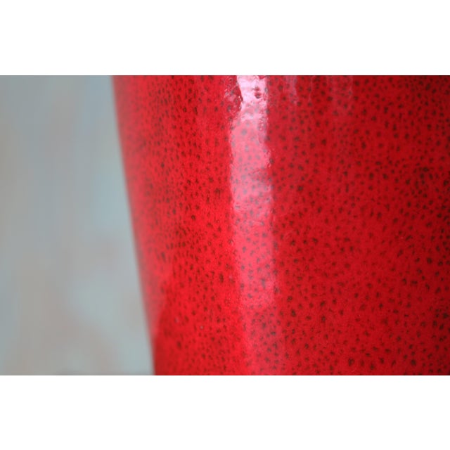 1960s Monumental Vintage Designer Italian Style Red Ceramic Table Lamps - A Pair For Sale - Image 9 of 12