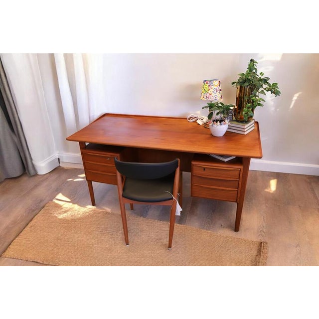 Teak Desk with Bookshelf by Peter Løvig Nielsen for Hedensted Møbelfabrik, 1960s For Sale - Image 17 of 18