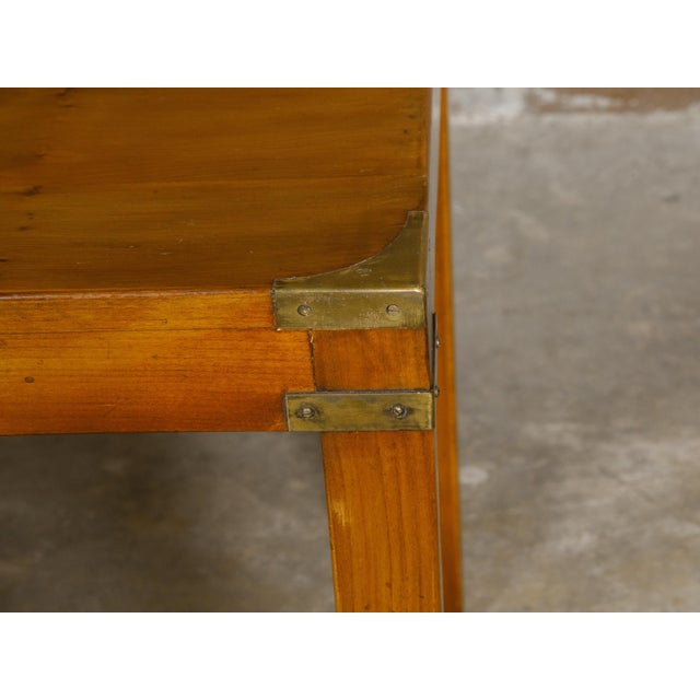 English Campaign Yew Wood 1920s Side Table with Brass Accents and Straight Legs For Sale - Image 9 of 12