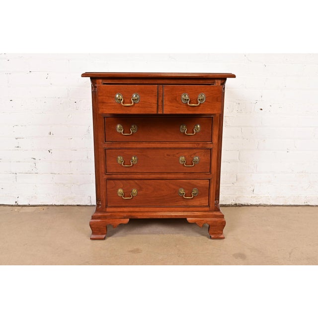 Stickley Georgian Solid Cherry Wood Nightstand or Bachelor Chest For Sale In South Bend - Image 6 of 17