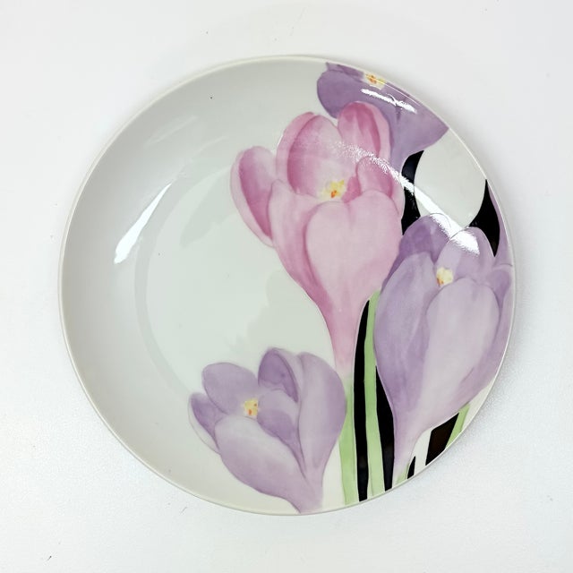 Mikasa Fine Porcelain 'Vogue' Tulip Plates - Place Settings for 4/Set of 8 For Sale - Image 9 of 12