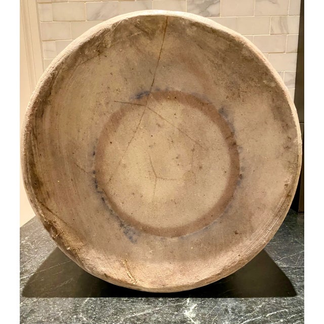 Mid 19th Century Antique 6-Gallon Two-Toned Salt-Glazed Crock For Sale - Image 11 of 13
