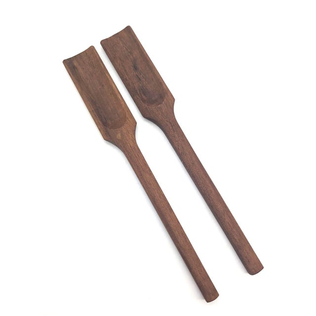 Offered is a set of "Oar" Teak wood salad serving utensils originally designed by Jens Quistgaard and made in Langå,...