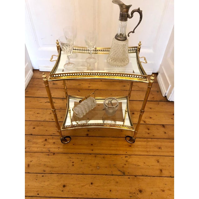 Hollywood Regency Bar Cart in Brass, 1950s, in Flawless conditions. Designed 1960 to 1969