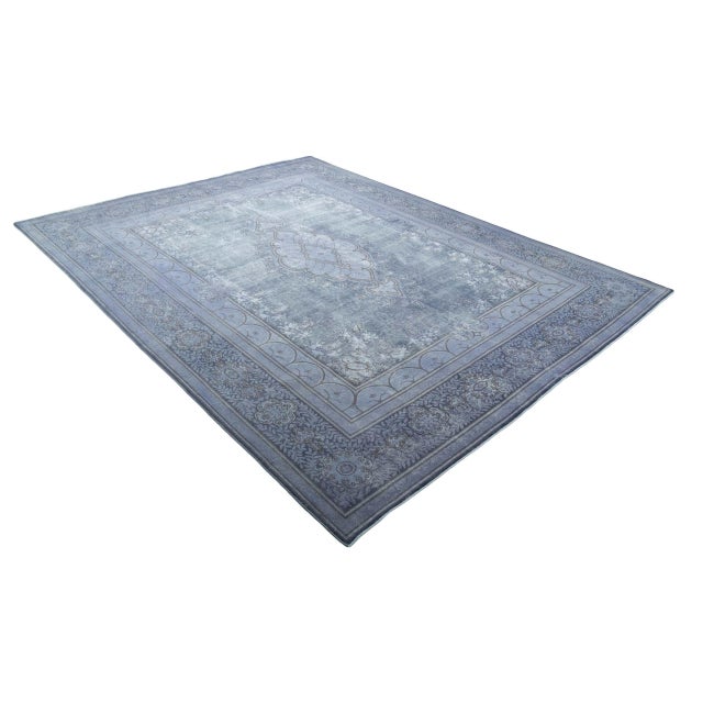 Vintage Royal Hand-Knotted Rug For Sale - Image 3 of 13