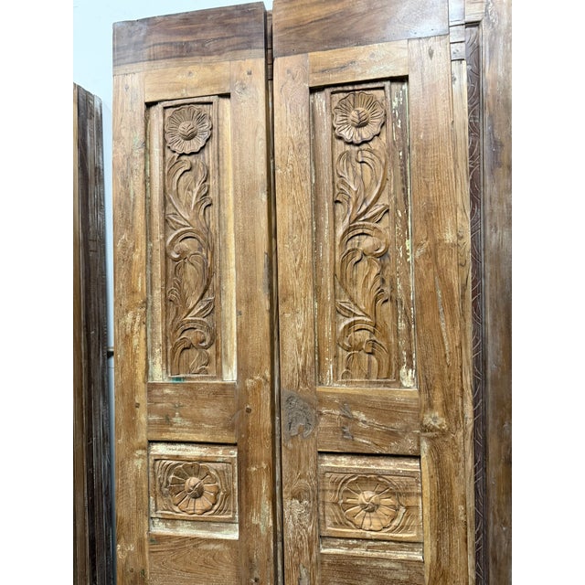 1920s Natural Hand-Carved Floral Wood Barn Door – Rustic Farmhouse Sliding Pantry or Interior Statement Door 80x28 For Sale - Image 5 of 7