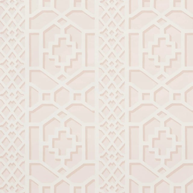 Schumacher Sample - Schumacher Zanzibar Trellis Wallpaper in Blush For Sale - Image 4 of 4