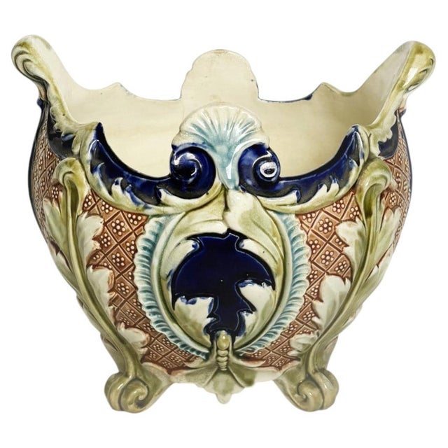 Majolica Ceramic Planter, France, 1800s For Sale - Image 11 of 11