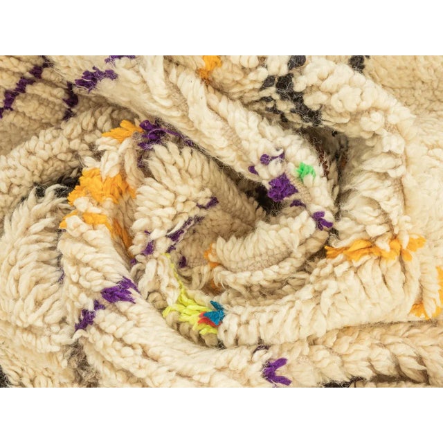 Vintage Azilal Berber Rug For Sale - Image 4 of 9