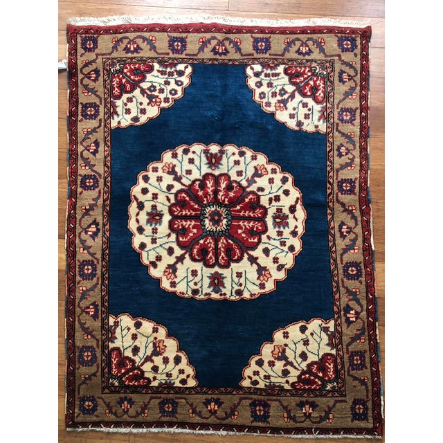 Vintage Turkish Rug | Floral Medallion | 4'1"x5'5" For Sale In Houston - Image 6 of 8