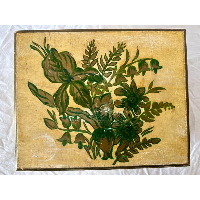 Vintage Mid 20th Century Floral Hand Painted Wooden Jewelry Box For Sale - Image 9 of 11