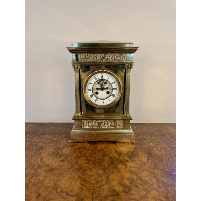 Outstanding quality antique Victorian brass French mantle clock, having a late 19th century French eight day mantel clock...
