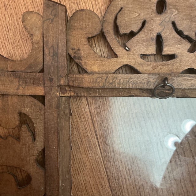 Wood Antique Hand Carved Folk Art Black Forest Picture Frame 1900-1909 For Sale - Image 7 of 7