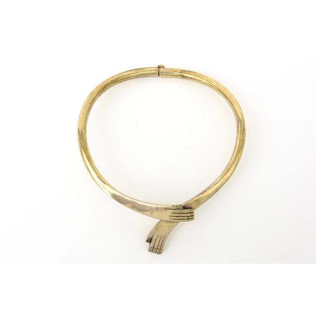 Vintage Los Castillo Hallmarked Brass Interlocking Hands Collar Sculptural Necklace MCM For Sale - Image 9 of 12