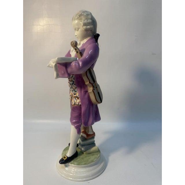 Viennese Porcelain Figure of Mozart from Goldscheider, 1920s For Sale - Image 4 of 7
