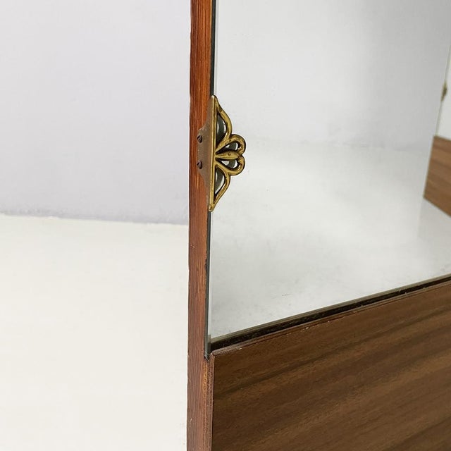 Mid-Century Modern Italian Free-Standing Mirror with Three Wooden Doors, 1960s For Sale - Image 16 of 18