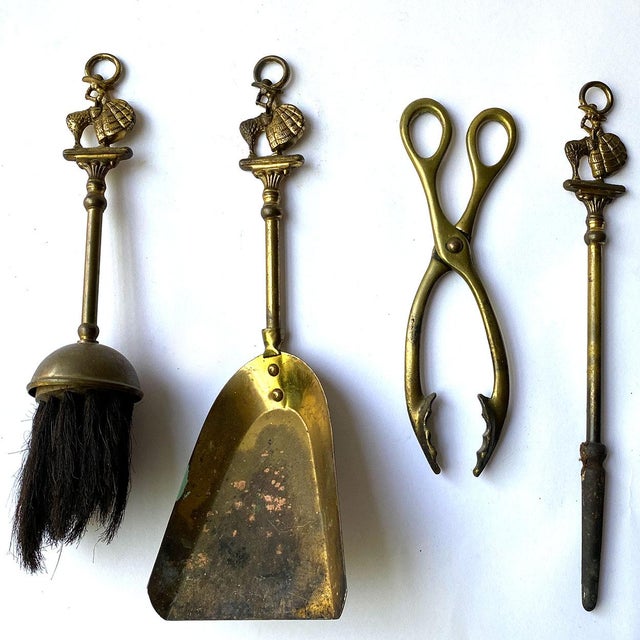 Vintage English Five-Piece Brass Little Miss Muffet Fireside Companion Set For Sale - Image 10 of 11