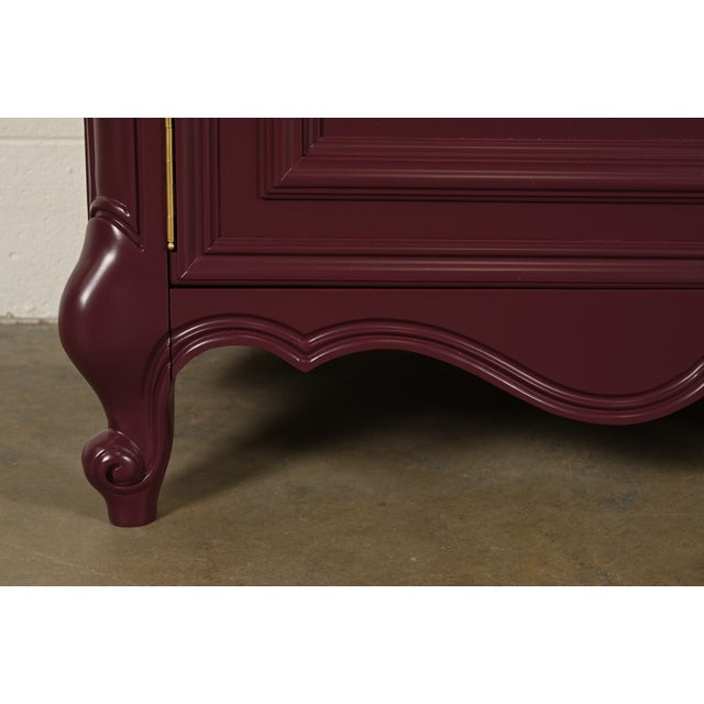 Burgundy Baker Funiture Style French Provincial Louis XV Burgundy Lacquered Sideboard Credenza, Newly Refinished For Sale - Image 8 of 18