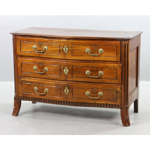 18th Century Northern Italian Carved Commode For Sale - Image 4 of 10